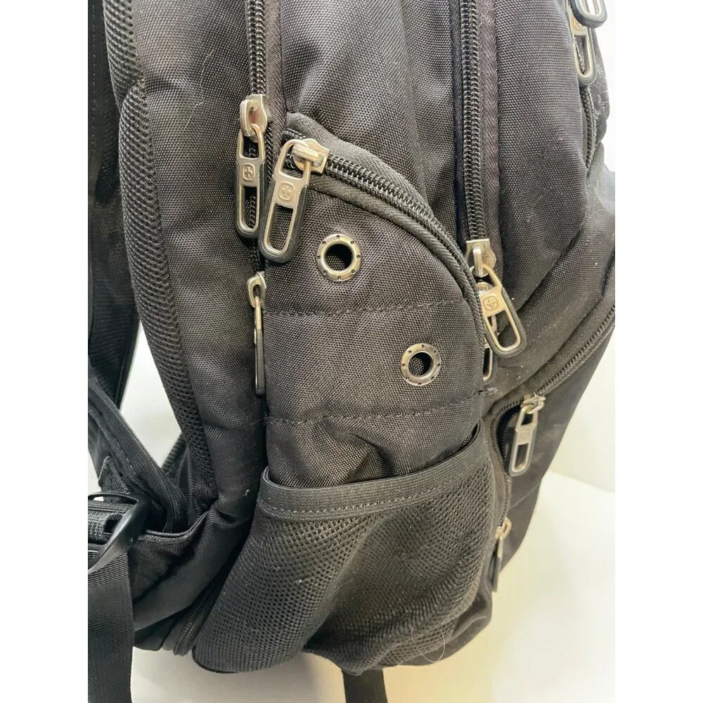 Swiss Gear padded laptop bag 20
